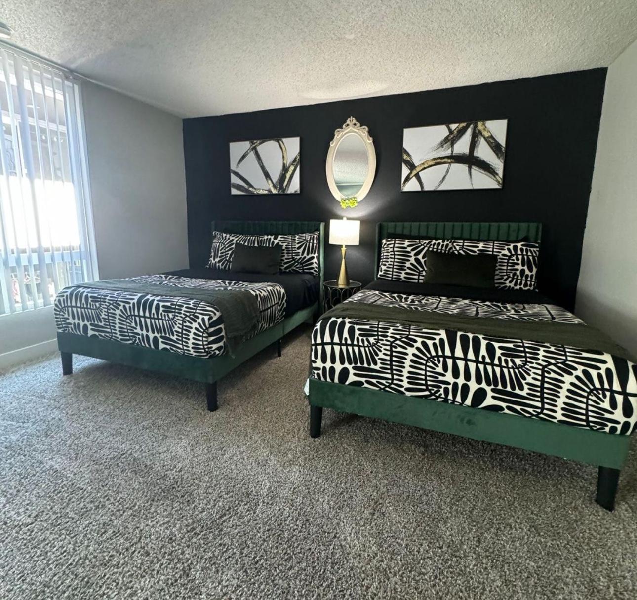 Luxury One Bedroom Free Parking&pool Los Ángeles